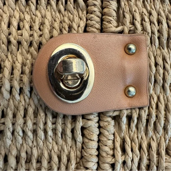 Raffia Top Handle Woven Straw Bag - Picture 4 of 4